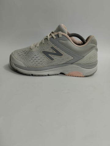 New Balance 847v4