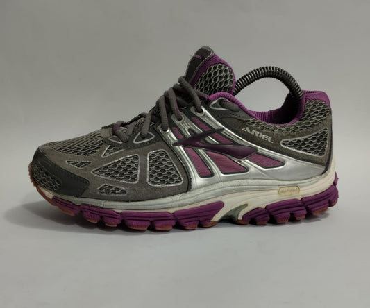 Brooks Ariel 14