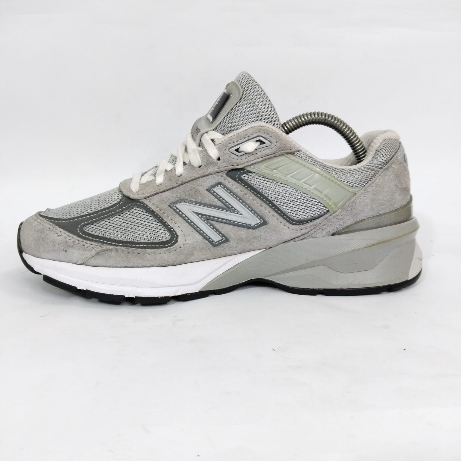 New Balance 990v5