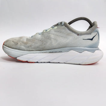 Hoka Arahi 6